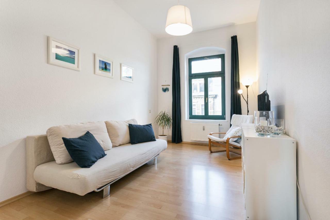 Ruhiges Apartment Am Rande Des Szeneviertels Dresden Bagian luar foto